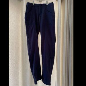 Patagonia Size 2 High Spy Pants Regular Fit Dark blue hiking rock climbing